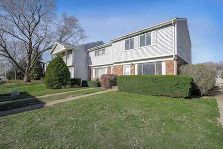 111 Somerset Ln Bolingbrook, IL 60440