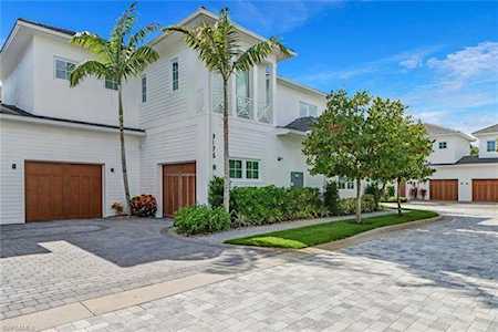 9176 Mercato Ln Naples, FL 34108
