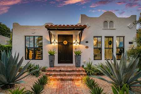 19 N Dixie Boulevard Delray Beach, FL 33444