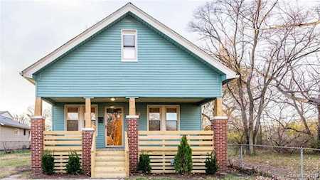 20013 San Juan Dr Detroit, MI 48221