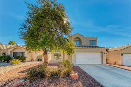 2831 Yorkshire Ave Henderson, NV 89074