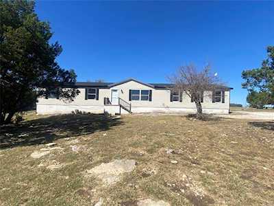 125 Emerald Drive Weatherford, TX 76087