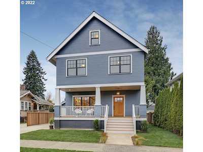 2425 NE 38th AVE Portland, OR 97212