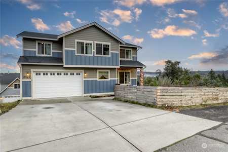 2471 Sand Dollar Rd W Bremerton, WA 98312