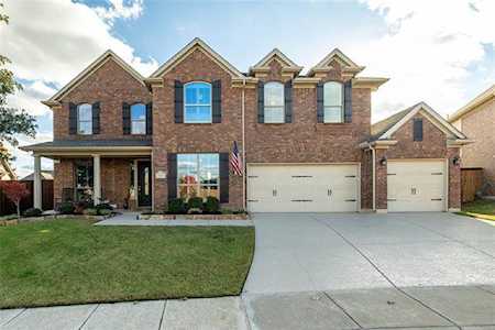 425 Aylesbury Drive Roanoke, TX 76262