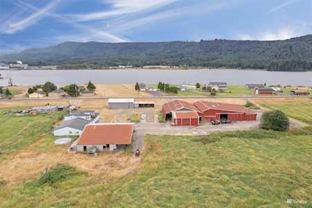 324 N Welcome Slough Rd Cathlamet, WA 98612