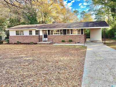 826 Pineview Lane Sylacauga, AL 35150