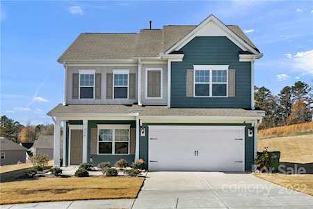 378 Crandon Rd Mount Holly, NC 28120