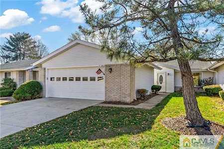 298 Yardley Drive Monroe, NJ 08831
