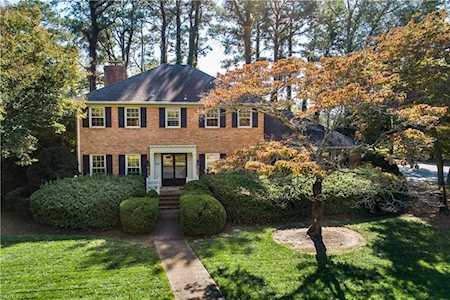 711 Crystal Ln Virginia Beach, VA 23451