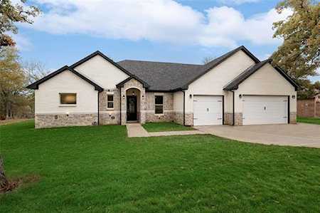 407 Bridle Trail Oak Point, TX 75068