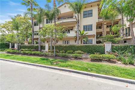 401 Bernard St #204 Costa Mesa, CA 92627