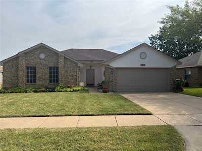 613 Pickard Drive Cedar Hill, TX 75104