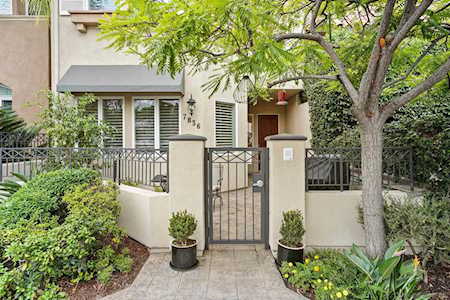 7836 Ivanhoe Ave La Jolla, CA 92037