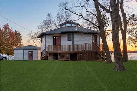 163 Halleck Ave East Providence, RI 02915