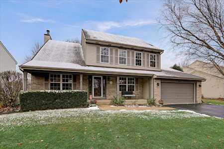 619 Pearces Ford Rd Oswego, IL 60543