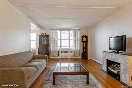 222 Martling Avenue #5L Tarrytown, NY 10591