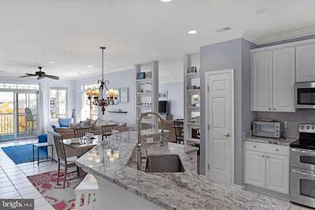 1 Fountain Dr E #4E Ocean City, MD 21842
