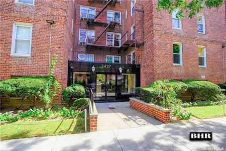 2427 E 29th St #6E Sheepshead Bay, NY 11235