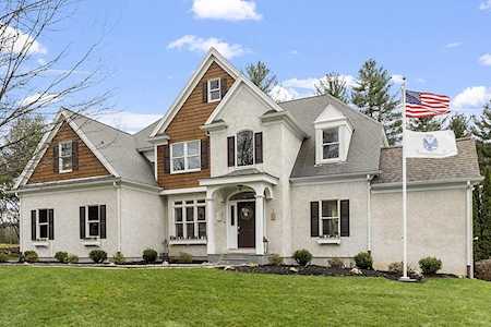 9 Sandy Ridge Road Sterling, MA 01564