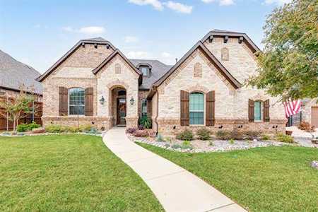 6447 Hawks Ridge Drive North Richland Hills, TX 76182