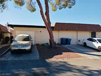 2657 Heritage Dr Las Vegas, NV 89121