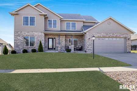 821 Westminster Dr Washington, IL 61571