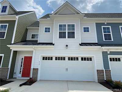 424 Randolph View Dr Midlothian, VA 23114
