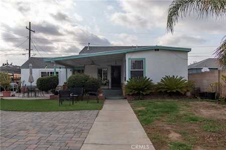 831 N Pine St Anaheim, CA 92805