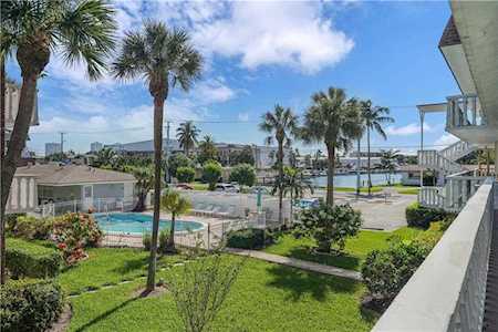 490 SE 19th Ave #207 Pompano Beach, FL 33060