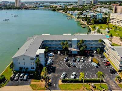 1898 Shore Dr S #314 South Pasadena, FL 33707