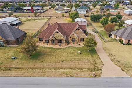 14301 Lucille Drive Newark, TX 76071