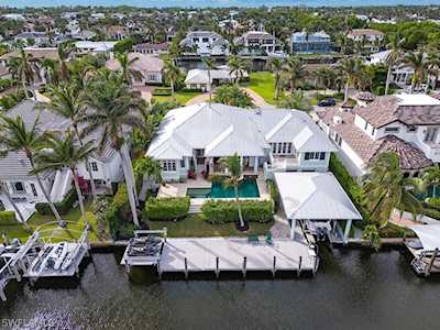 1925 S 7th St Naples, FL 34102
