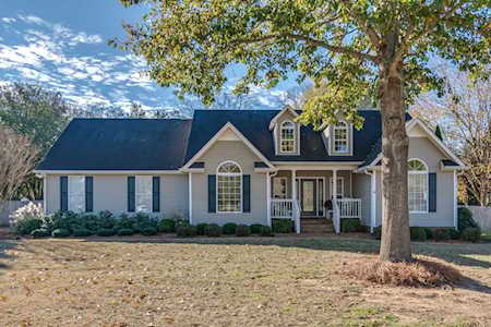 2705 Tollie Rd Thompsons Station, TN 37179