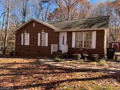 6985 Old Nc Highway 13 Asheboro, NC 27205