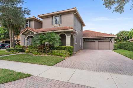 111 Via Veracruz Jupiter, FL 33458