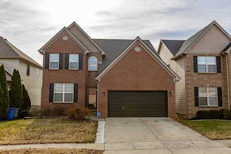 889 Winding Oak Trl Lexington, KY 40511