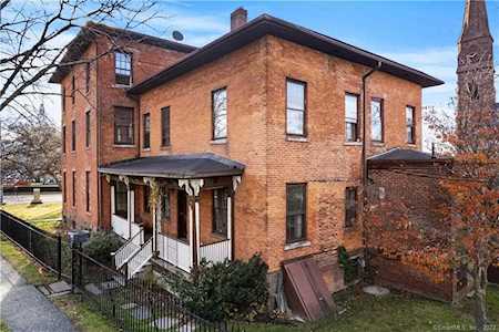 782 Asylum Avenue Hartford, CT 06105