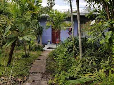 725 SW 2 Ct Fort Lauderdale, FL 33312