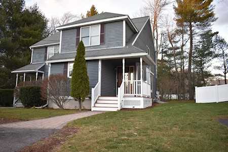 3701 Pouliot Pl Wilmington, MA 01887