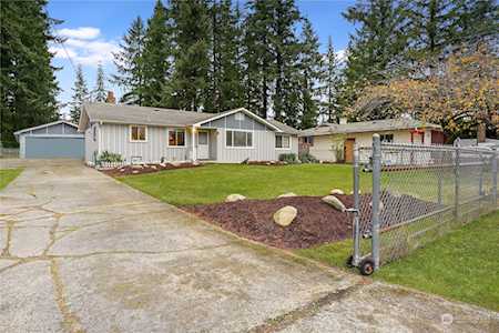 22932 SE 287th St Maple Valley, WA 98038