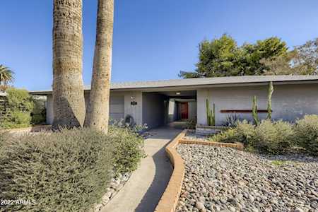 2037 S Ventura Drive Tempe, AZ 85282