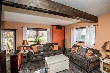 1312 Leaning Tree Ln Lexington, KY 40517