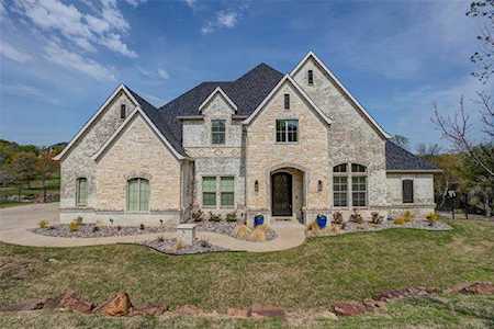 405 Silver Canyon Court Fort Worth, TX 76108
