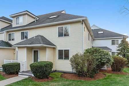 360 Littleton Rd #F9 Chelmsford, MA 01824