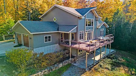 51 Clothespin Bridge Rd Webster, NH 03303