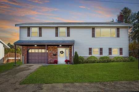 23 Puritan Rd Salem, MA 01970