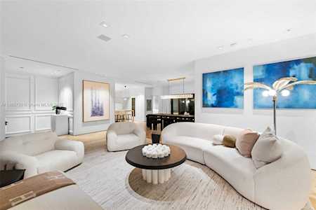 2021 N Bay Rd Miami Beach, FL 33140