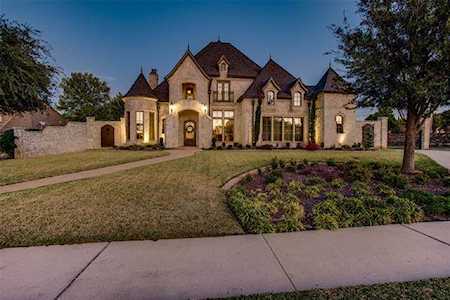 4901 Rockrimmon Court Colleyville, TX 76034