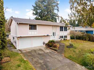 2694 NE Athens Way Bremerton, WA 98311